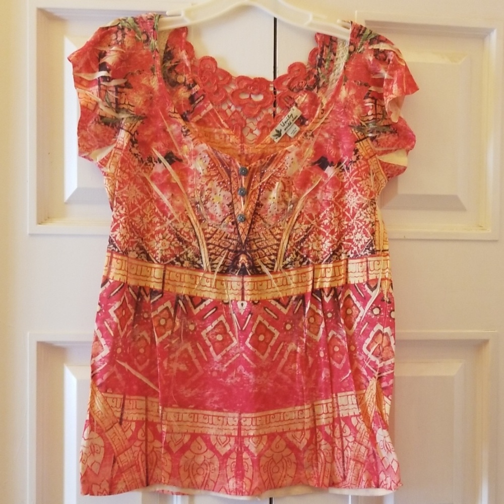 Unity World Wear Boho Top W/Lace Details Sz S